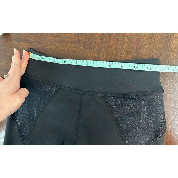 Beyond Yoga Shimmer Panel Curve High Waisted Midi Legging in Black - S - Picture 9 of 13
